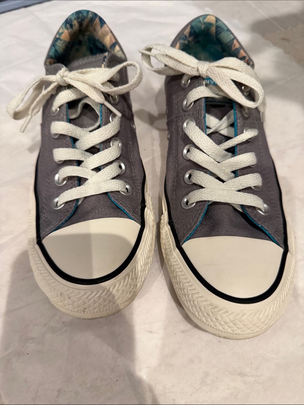 Converse Gray Low Top Sneakers 7
